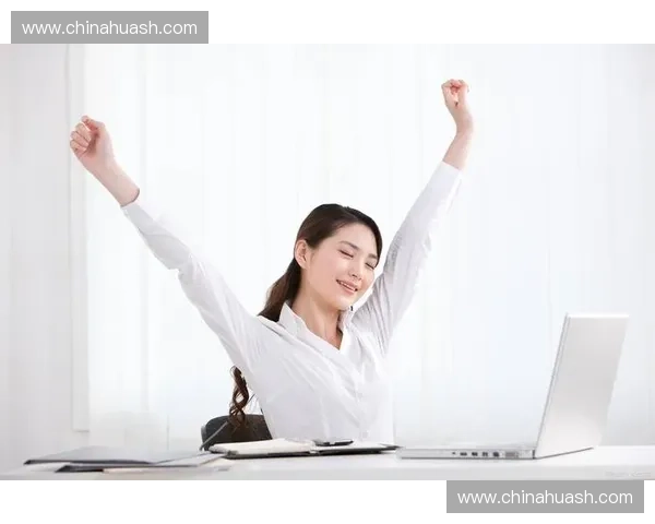 高抬腿运动的正确方法与技巧分享助你轻松塑造完美腿部线条